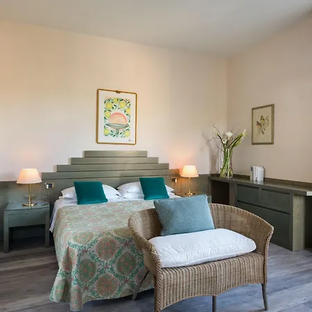 Grand Panoramic Hotel 4*
