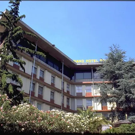 Grand Panoramic Hotel