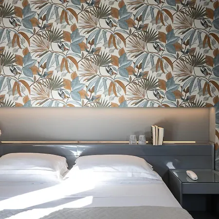 Hotel Grand Panoramic 4*