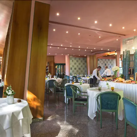 Grand Panoramic Otel 4*