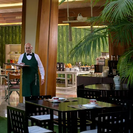 Grand Panoramic Hotel 4*